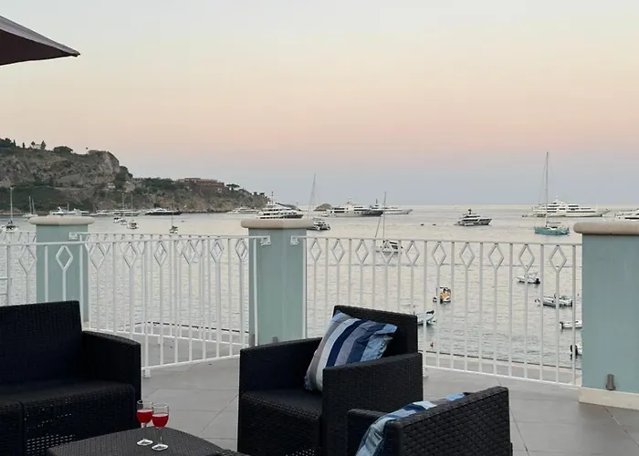 Blue Tao Maison Villa Giardini Naxos